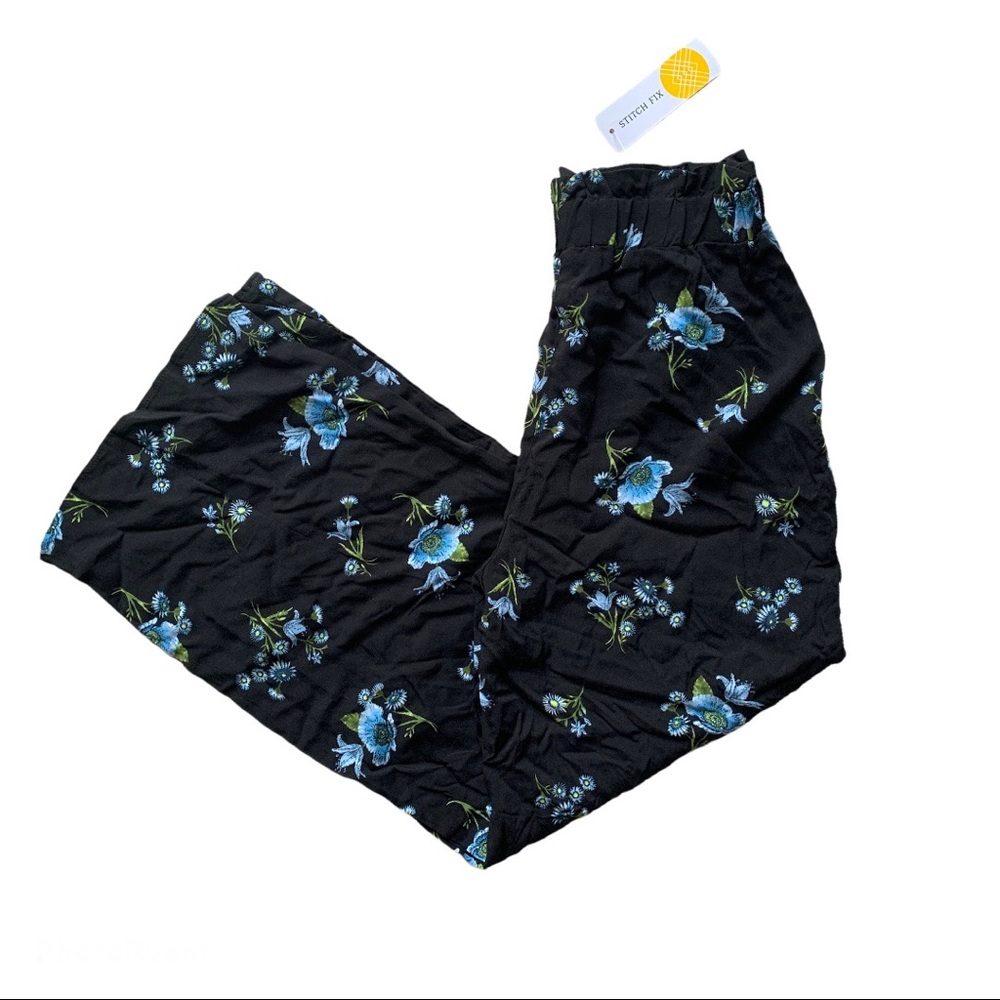 Floral Black Woven Pants Size Large NWT
